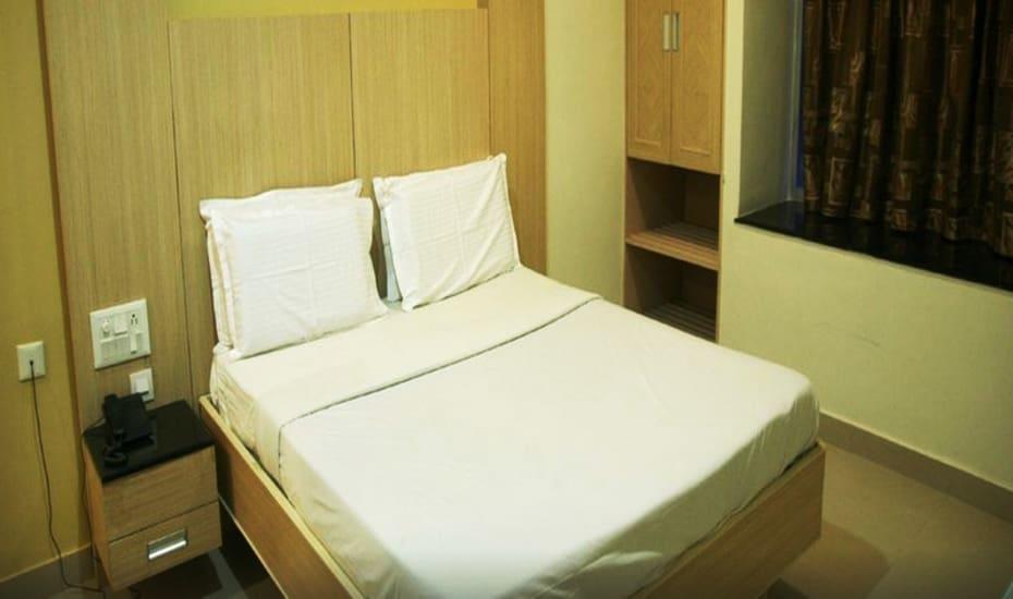 Kadapa Sri Srinivasa Residency酒店 外观 照片